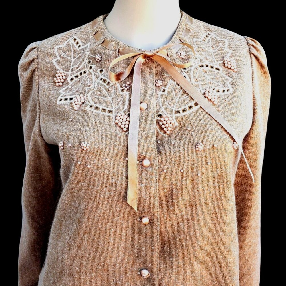 Vintage 90s Cardigan Jacket Pearl Embellished Beige Wool 6 Small - Picture 8 of 13